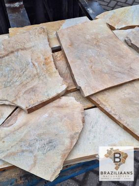 Braziliaans-natuursteen-Yellow-Rio-Sunrise-Flagstones-2-3cm-dik-oprit-Borgman-van-Dijk Braziliaans natuursteen Yellow Rio Sunrise Flagstones 2-3cm dik